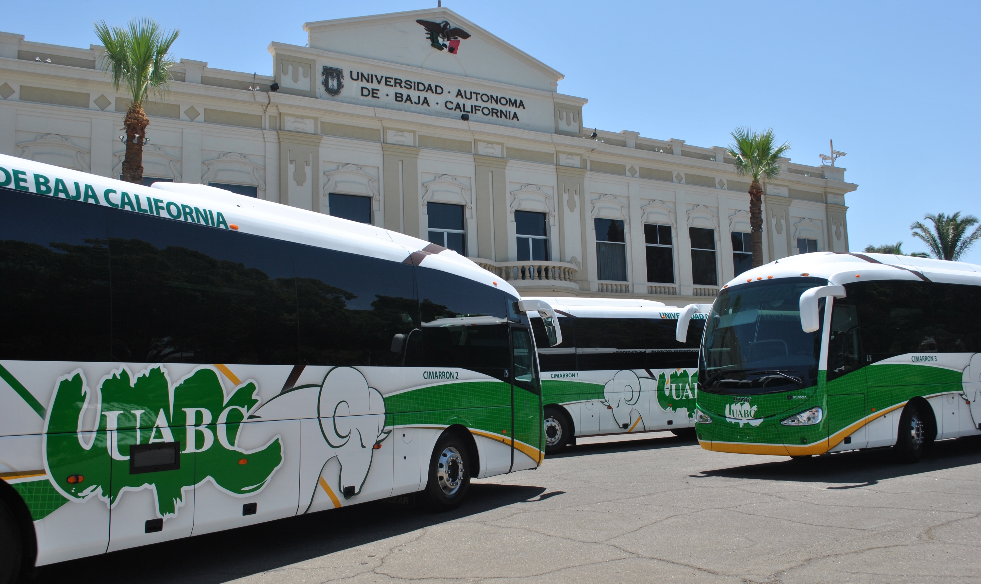Estrena UABC 5 autobuses | Gaceta UABC