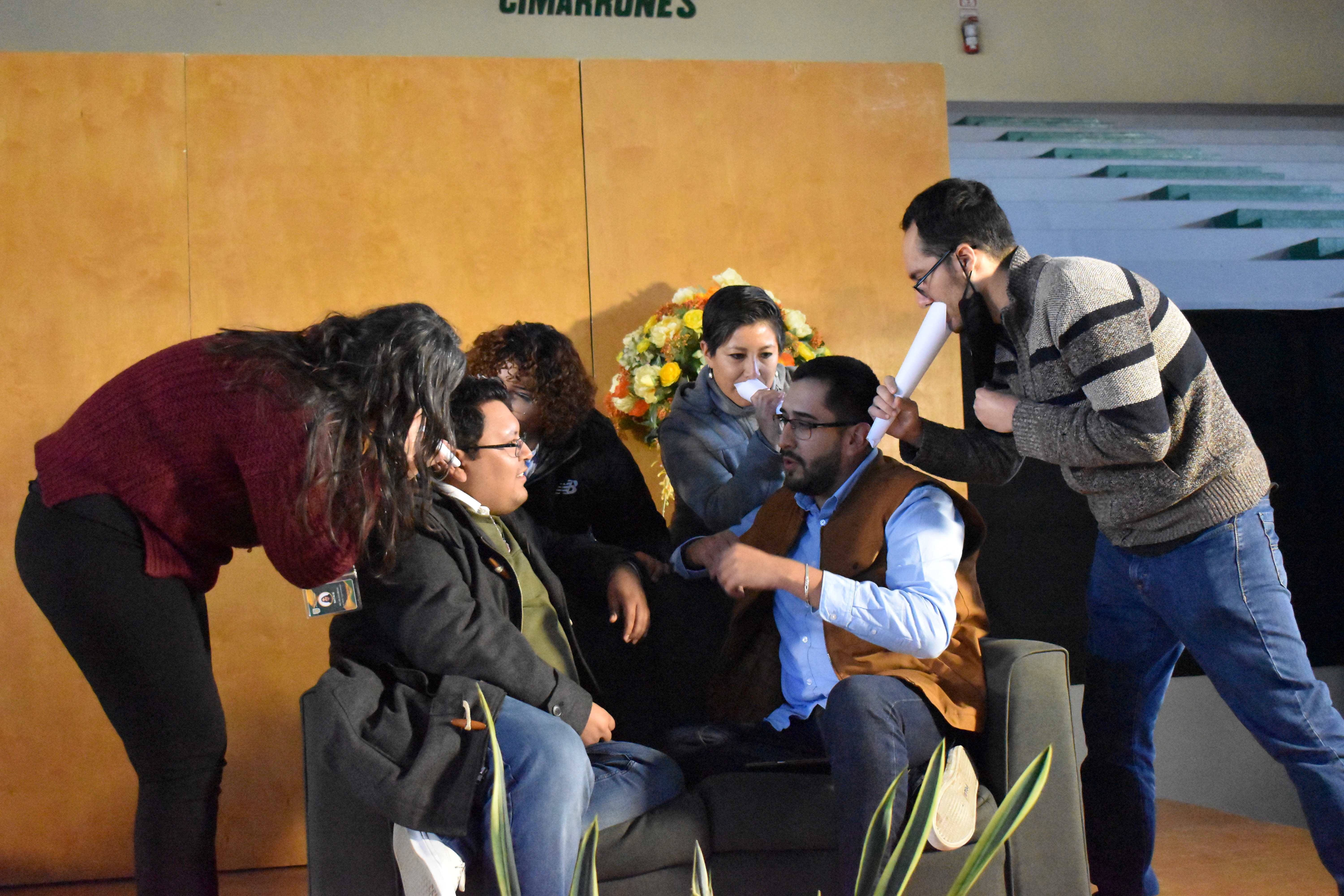 Certifican a más de 600 docentes del campus Ensenada en primeros ...
